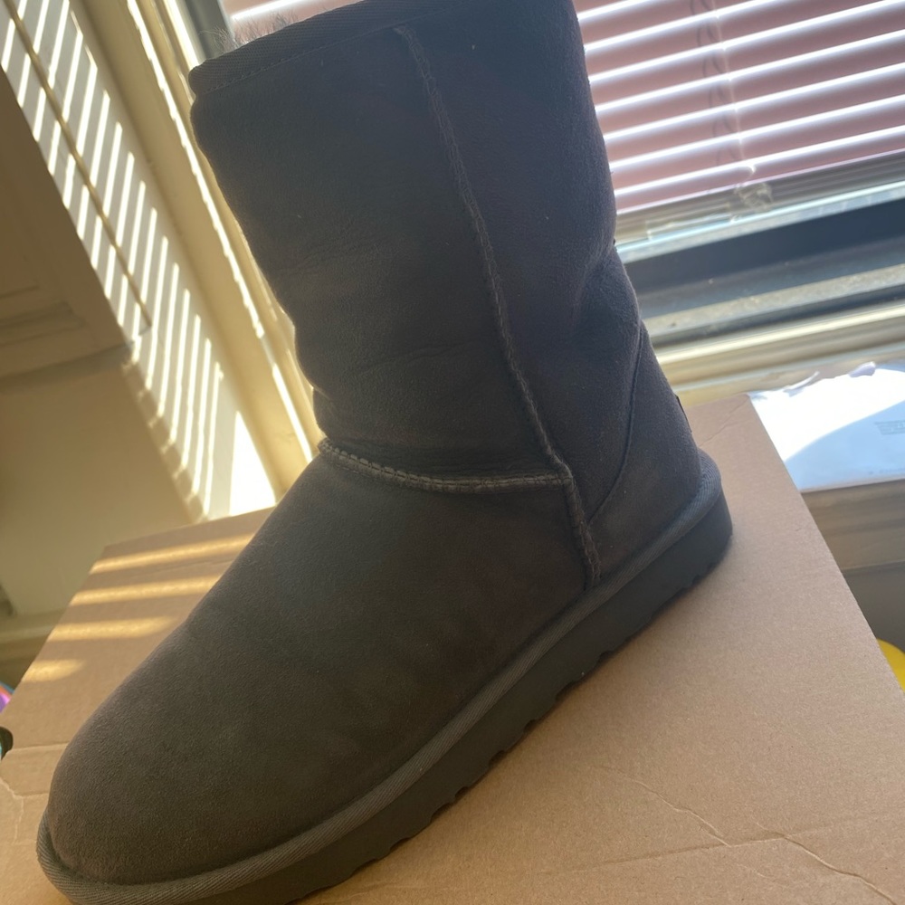 Classic Short II Boots wmns size 10